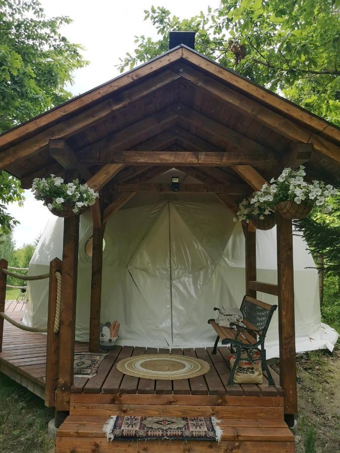 Medve Dome - Luxury Camping In The Middle Of Nature Hotel Vlahita Buitenkant foto